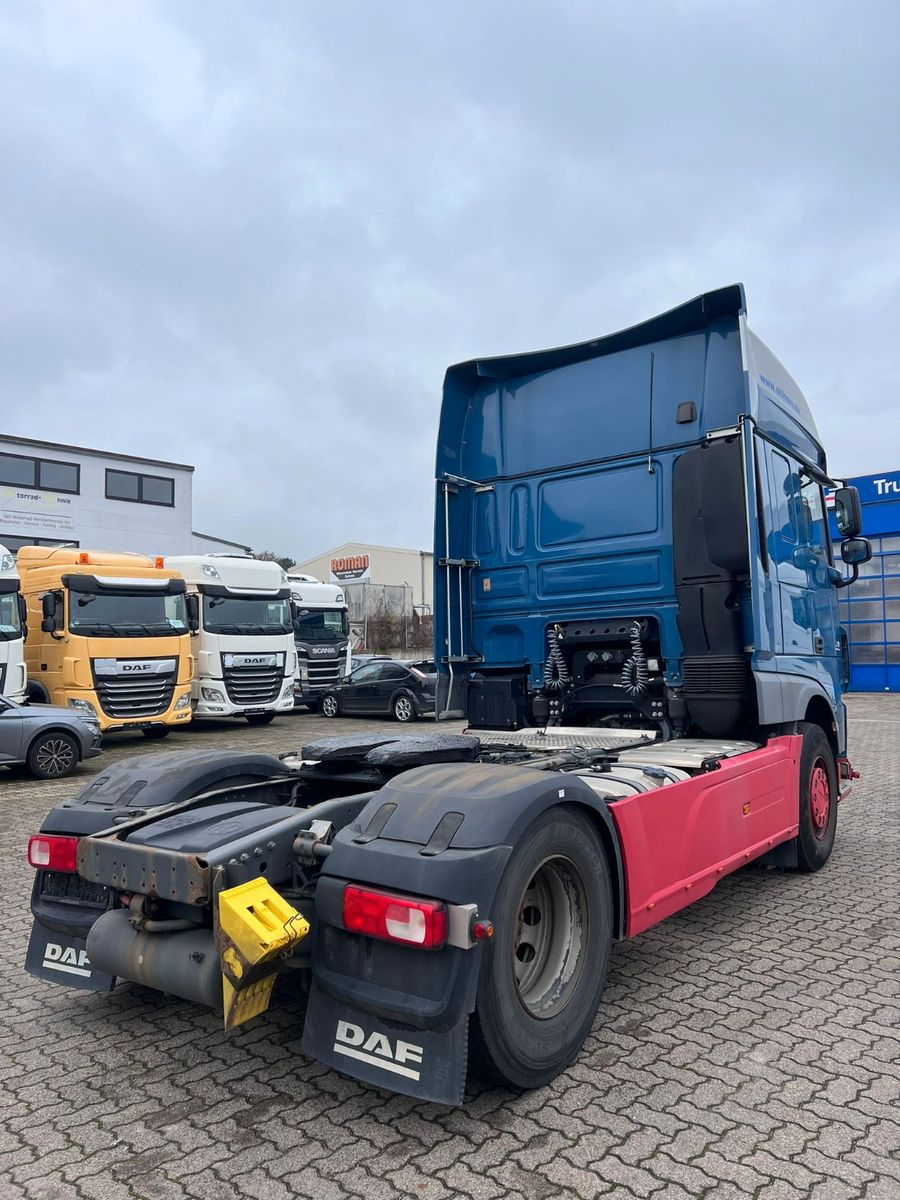 Fahrzeugabbildung DAF 5 Stück XF 460 FT SSC, Retarder