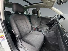 Fahrzeugabbildung Volkswagen Tiguan Highline 2.0 TDI 4MOTION PANO*360°*NAVI!!