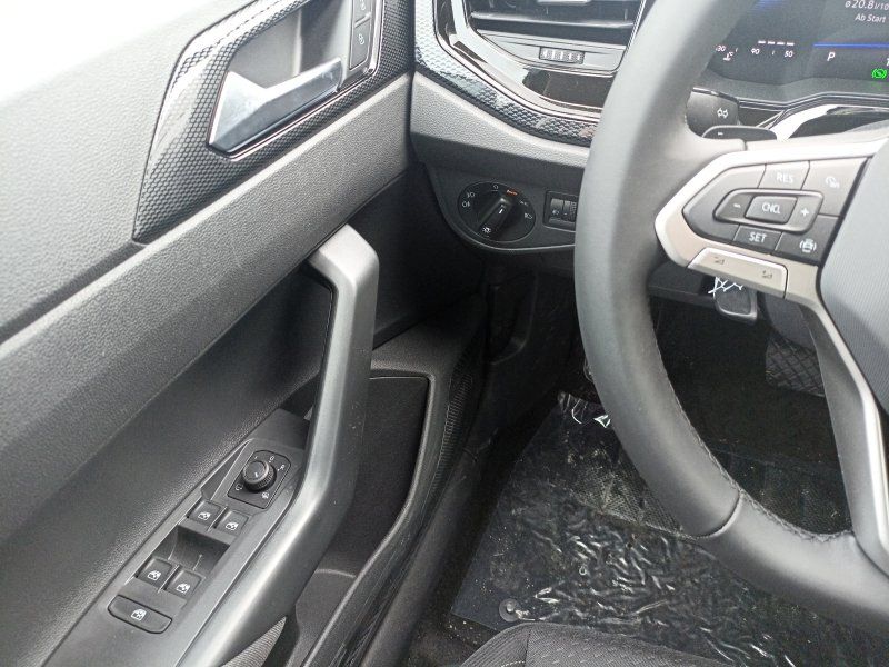 Fahrzeugabbildung Volkswagen Polo 1.0 TSI DSG Life