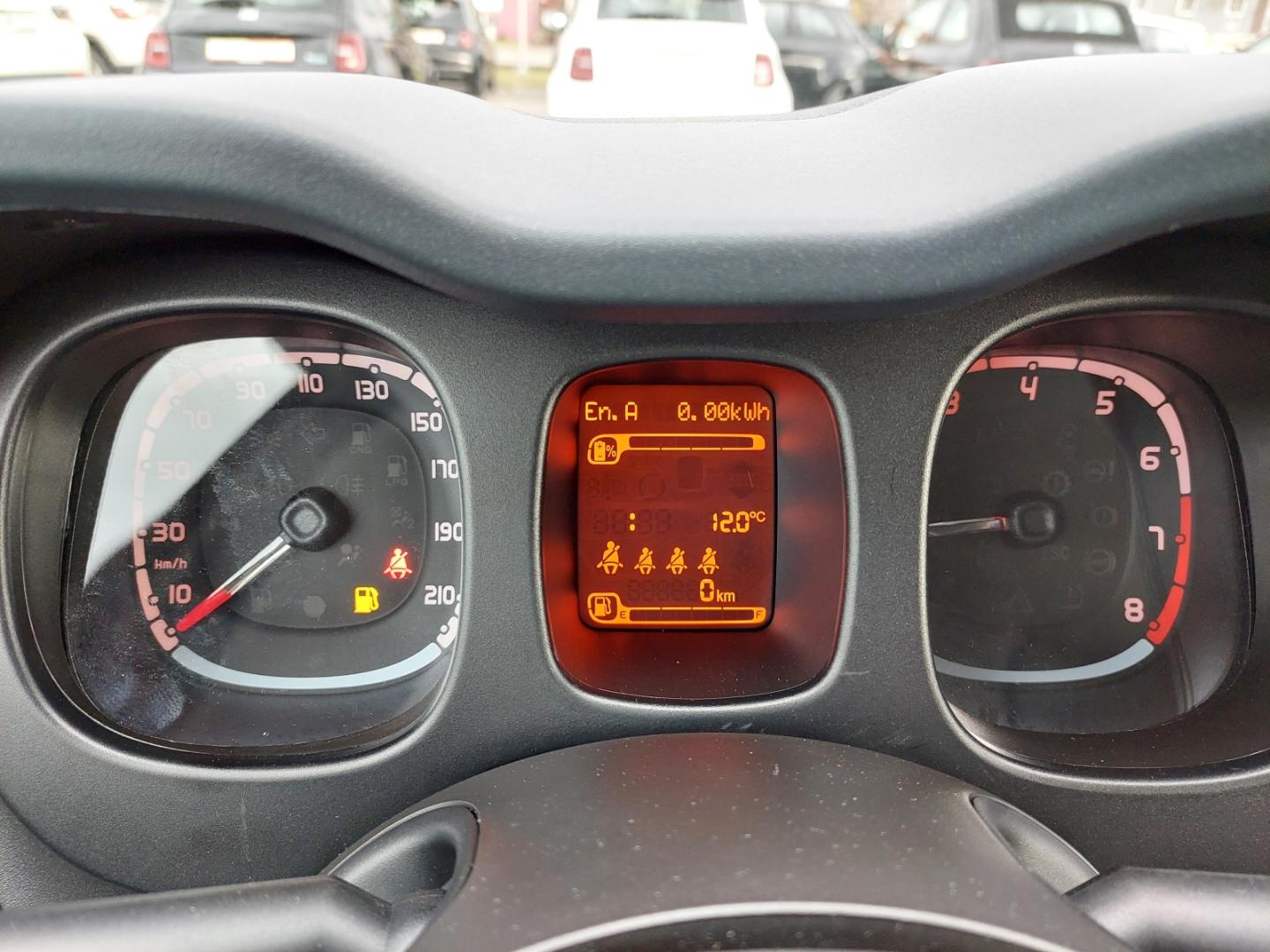 Fiat Panda 1.0 Pandina DAB Spurhalteass. Verkehrszeic