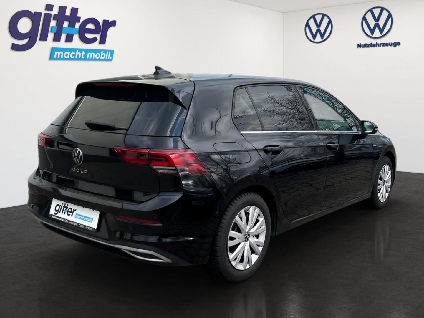 Volkswagen Golf VIII Style R.CAM NAVI LED PLUS 18'' ALU