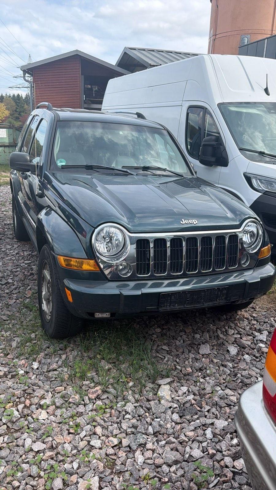 Jeep Liberty Cherokee tüv 3/27  Export