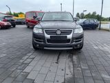 Volkswagen Touareg V10 TDI voll voll - Volkswagen Touareg aus 2009: TDI