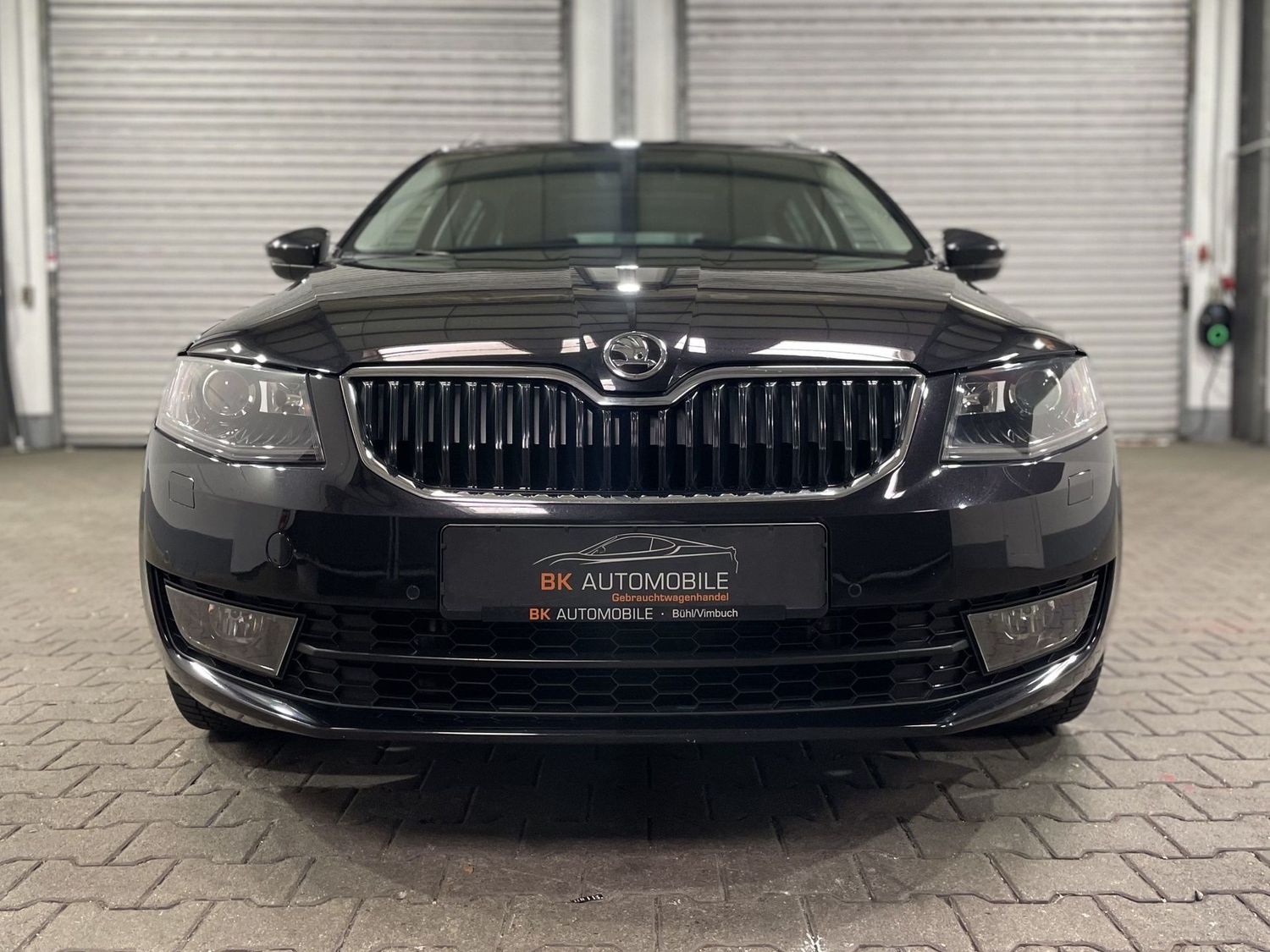 Fahrzeugabbildung SKODA Octavia Style#Bi-Xenon#Pano#Carplay#Tempo#PDC