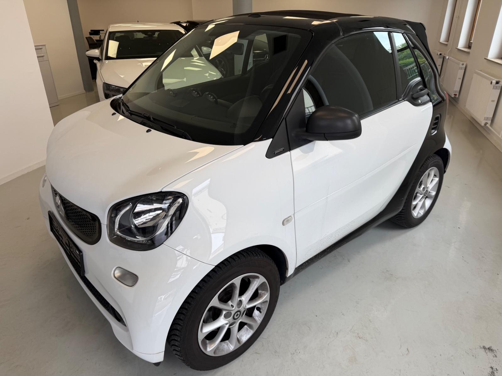 Smart ForTwo cabrio 1.0*AUTOM*PASSION*NAVI*LED*