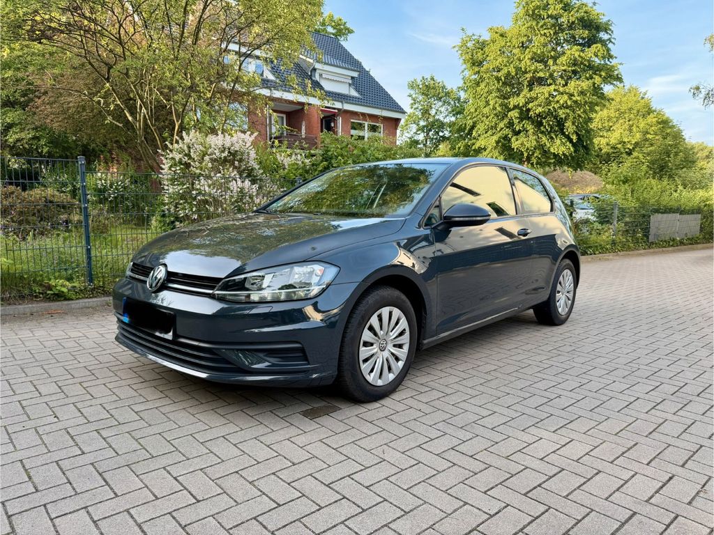 Image of Volkswagen Golf