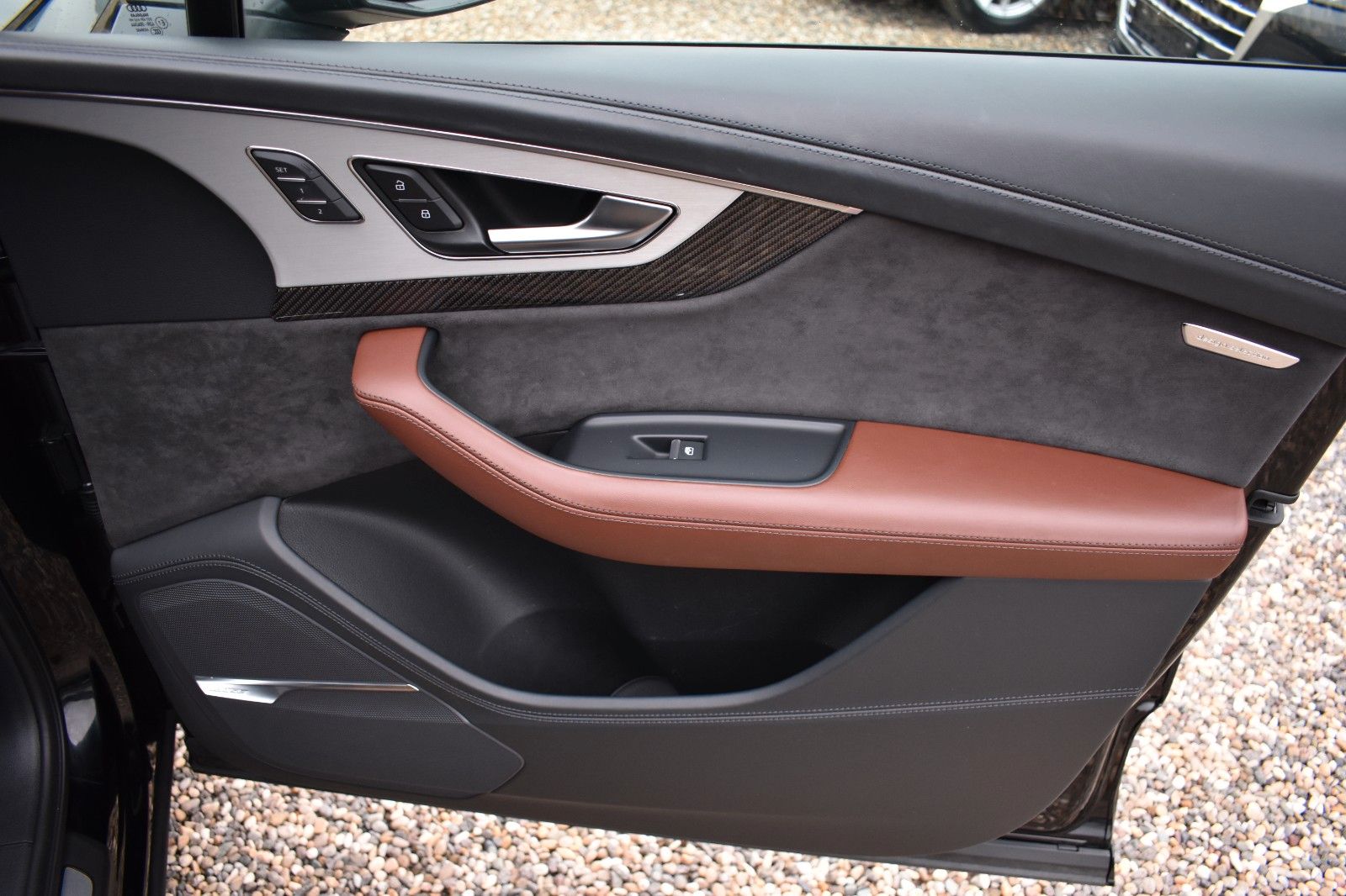 Fahrzeugabbildung Audi SQ7 4.0 TDI V8 quattro HUD Matrix Bose