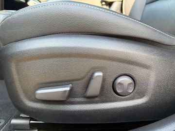 Kia XCeed 1.6T DCT7 Platinum Glasdach Navi