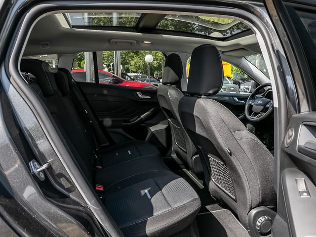 Ford Focus Turnier 1.0 Active X Parkautomatik Kamera