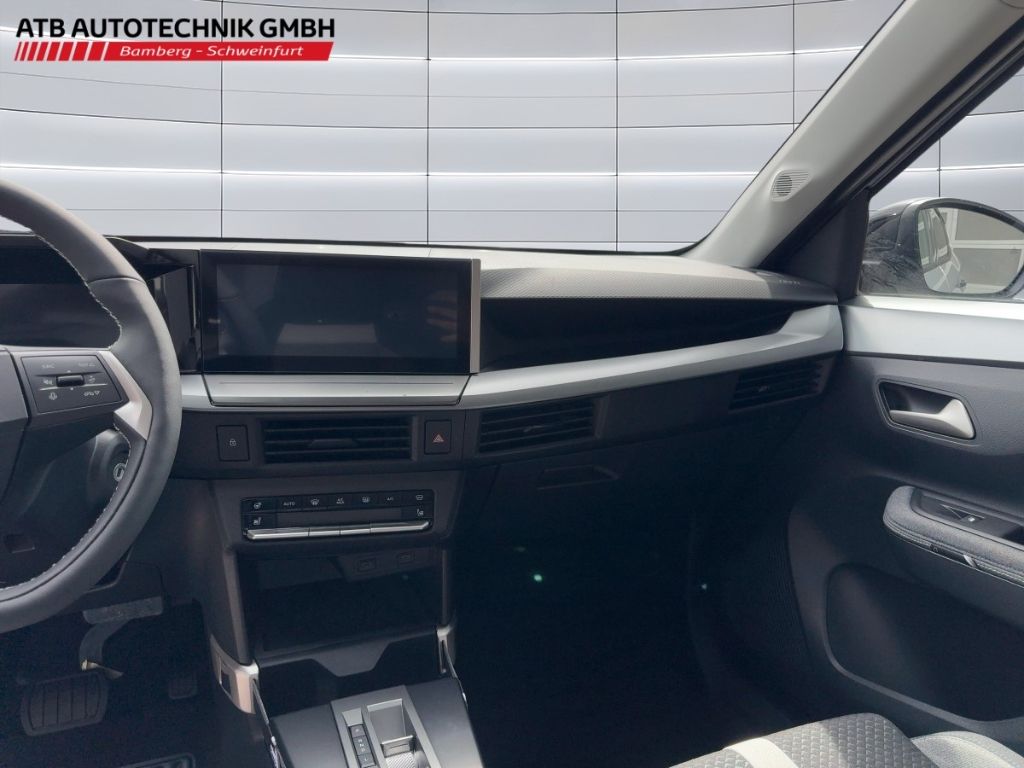Fahrzeugabbildung Opel Frontera Ultimate, Allwetter, RFK, SHZ, LHZ