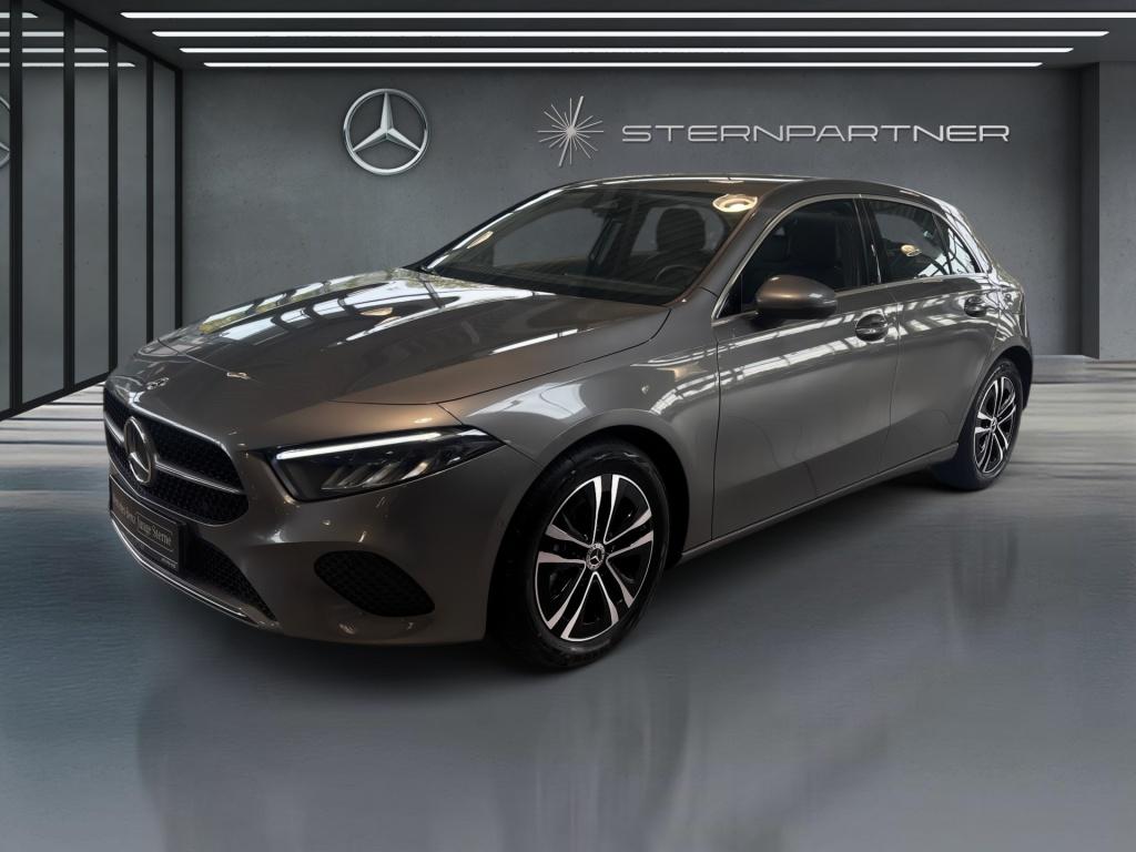 Mercedes-Benz A 180 PROGESSIVE+CARPLAY+KAMERA+MBUX