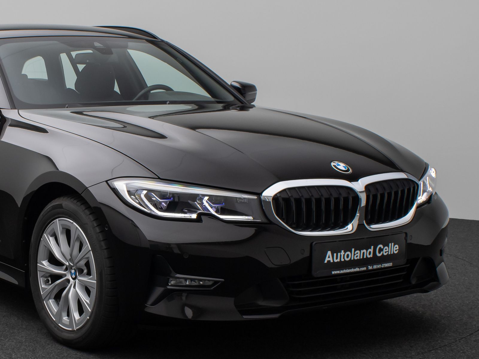 Fahrzeugabbildung BMW 320d xD Laser DAB PDC AHK Alarm Komfort Sport