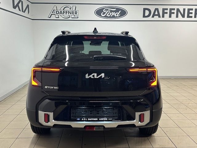 Fahrzeugabbildung Kia Stonic Vision Navi Klimaautom DAB SHZ LenkradHZG