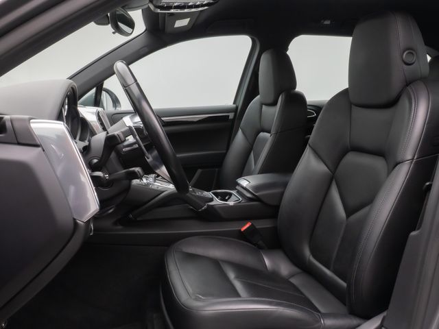 Foto Nummer 33: PORSCHE Cayenne