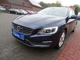 Volvo V60 Kombi Kinetic - blaue Volvo V60