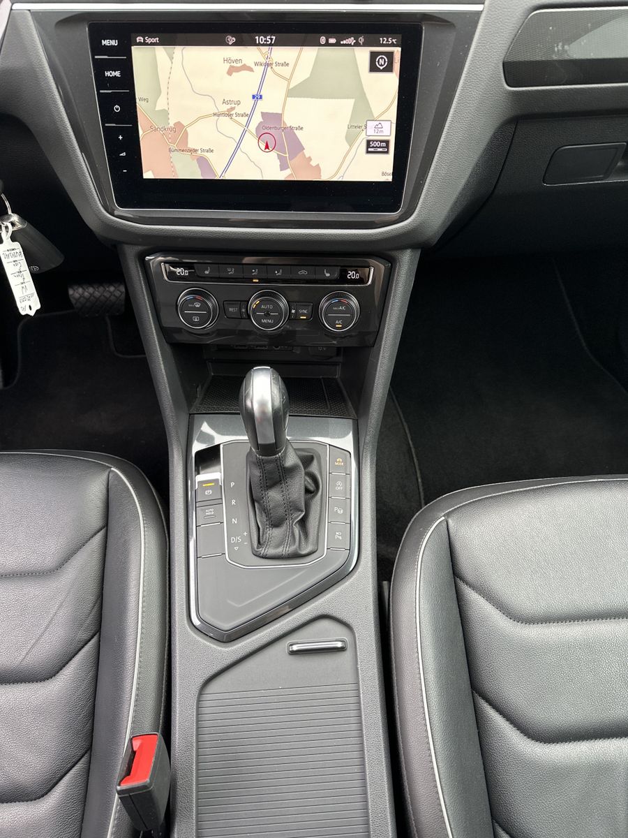 Fahrzeugabbildung Volkswagen Tiguan 2.0 TDI DSG HL NAV+LED+ACC+KAM+HUD+VC+PP