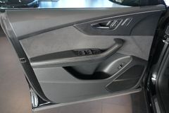 AUDI RSQ8 | Dynamic+ | HuD | Ceramic | Pano | 305km/h AUDI RSQ8 | Dynamic+ | HuD | Ceramic | Pano | 305km/h