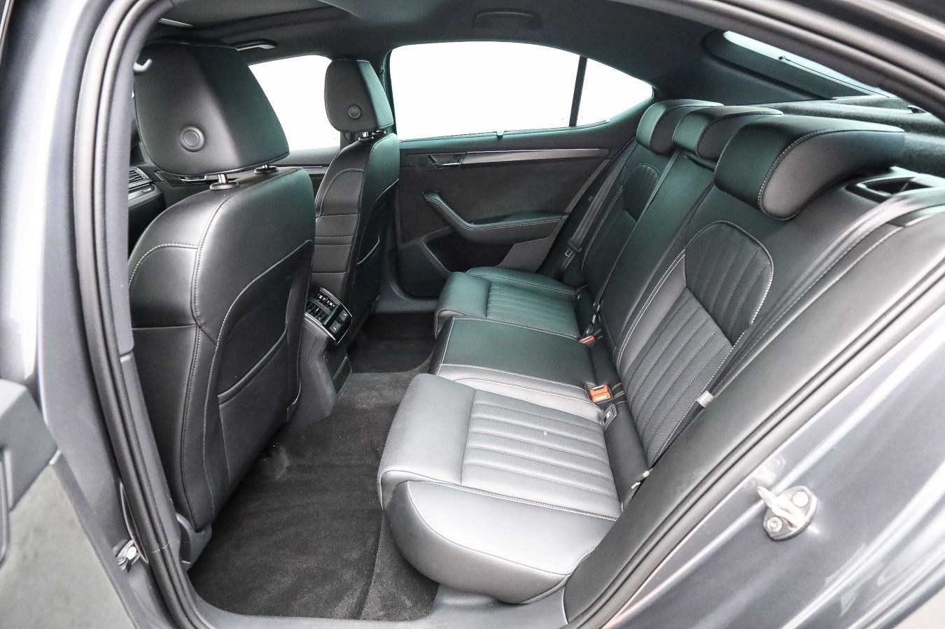 Skoda Superb - Bild 10