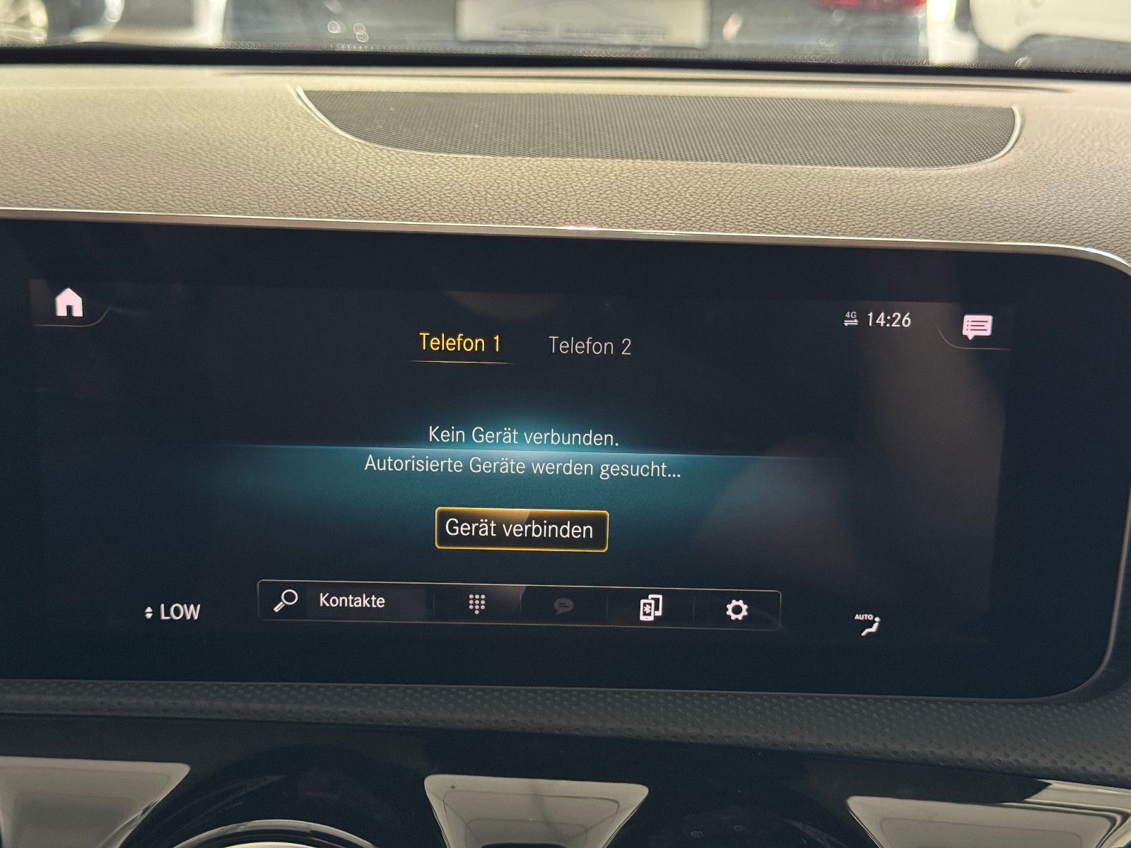 Fahrzeugabbildung Mercedes-Benz A 180 d PROGRESSIVE SPORTPAKET LED NAVI MBUX +