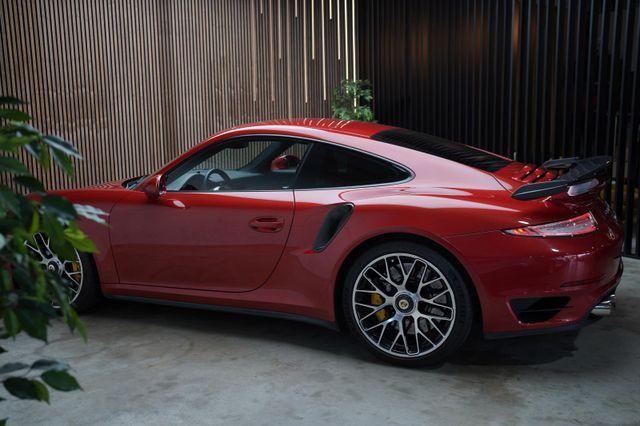 Porsche 911 991.1 Turbo S 560 ch • PDK • Burmester • Toit ouvrant • Sièges Sport Plus 18 réglages • PCCB