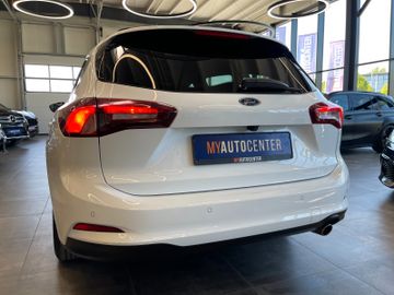 Ford Focus Turnier Cool & Connect 1.5 TDCi*NAVI*LED*