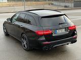 Mercedes-Benz E 53 AMG Mercedes-AMG E 53 4MATIC+ T Autom. ... - schwarze Mercedes-Benz E 53 AMG