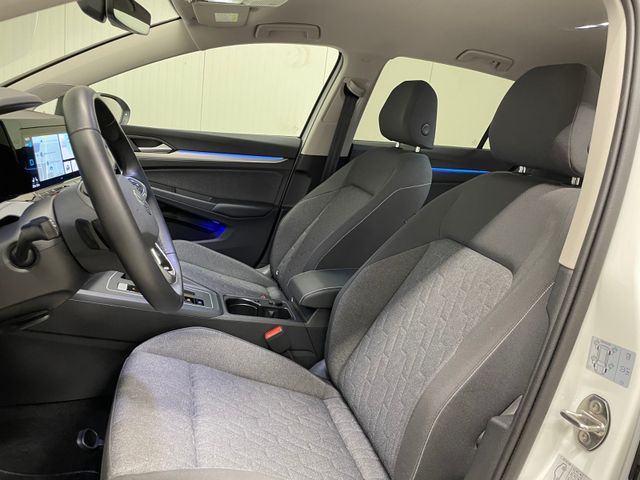 Golf VIII Move 1.0 eTSI DSG LED NAVI ACC SHZ