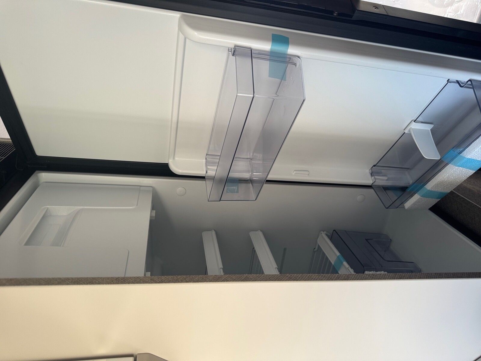 Fahrzeugabbildung Karmann Davis Lifestyle DA 590 LS Markise und Automatik