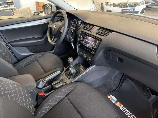 MYAUTOCENTER – Gebraucht- und Jahreswagen mit Werkstattservice in Pfaffenhofen Skoda Octavia Lim. Active *1. Hand*LED*Klima*PDC*TÜV*