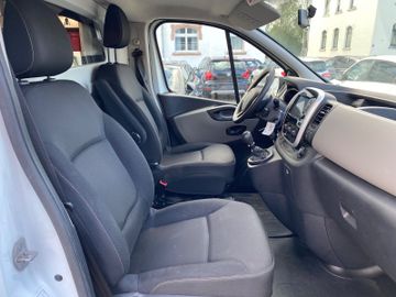 Renault Trafic - 6