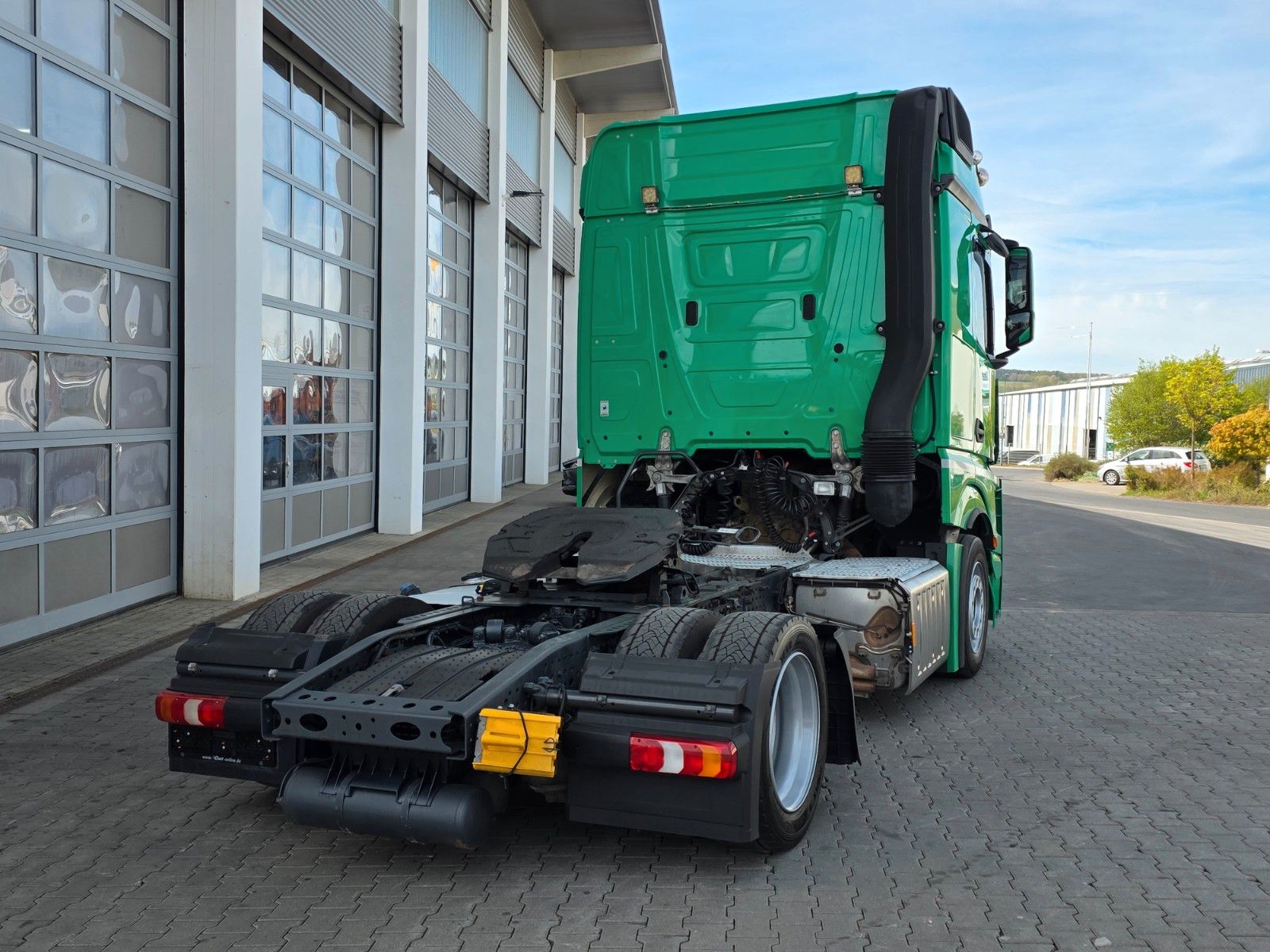 Fahrzeugabbildung Mercedes-Benz Actros 1851 LSnRL Hubsattelplatte Retarder