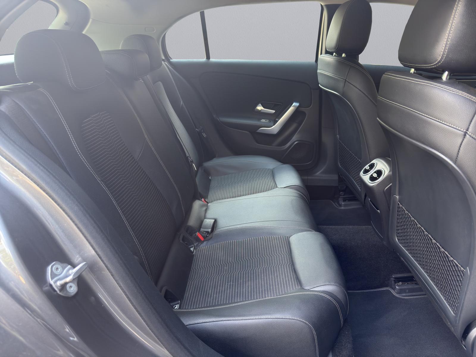Mercedes-Benz A 180|SHZG|NAVI|VIRT|PDC|TEMP|LM