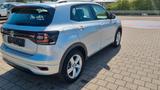 Volkswagen T-Cross 1.0 TSI OPF 85kW DSG Style - silberne Volkswagen T-Cross