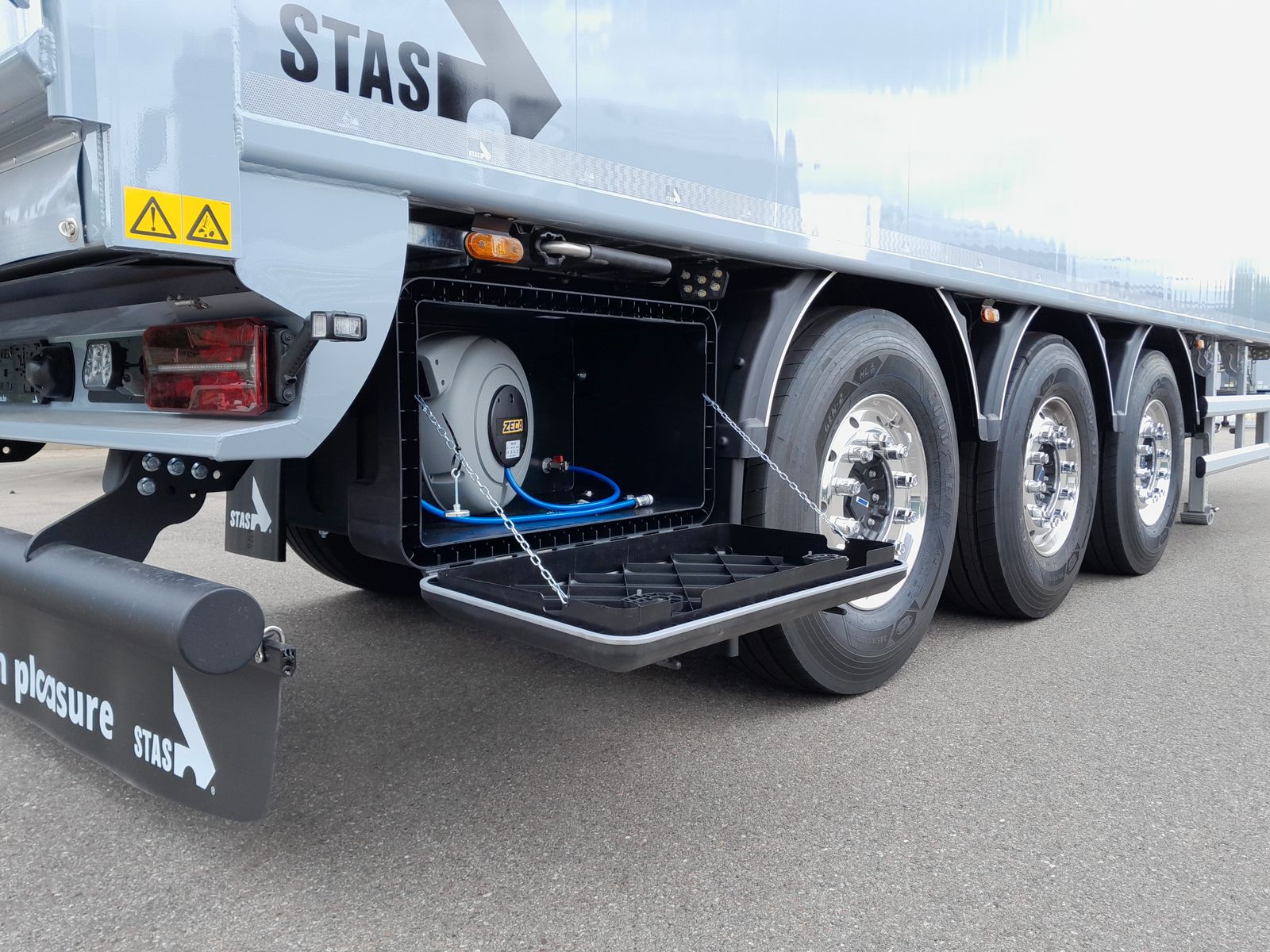Fahrzeugabbildung Stas farmSTAR 60,4 cbm