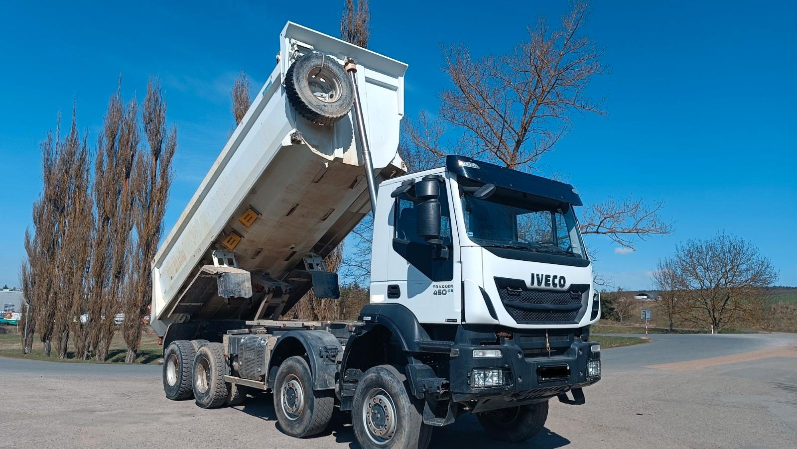 Iveco AD410TW45 8x8 S1-Kipper