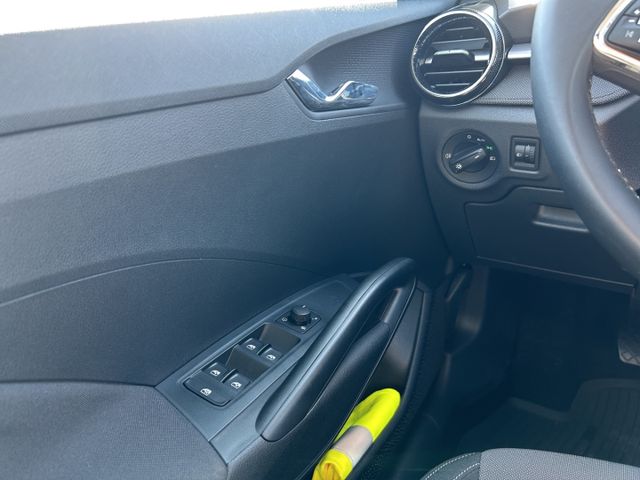 Fabia Ambition 70kW 1.0 LED PDC Rückfahrkamera S