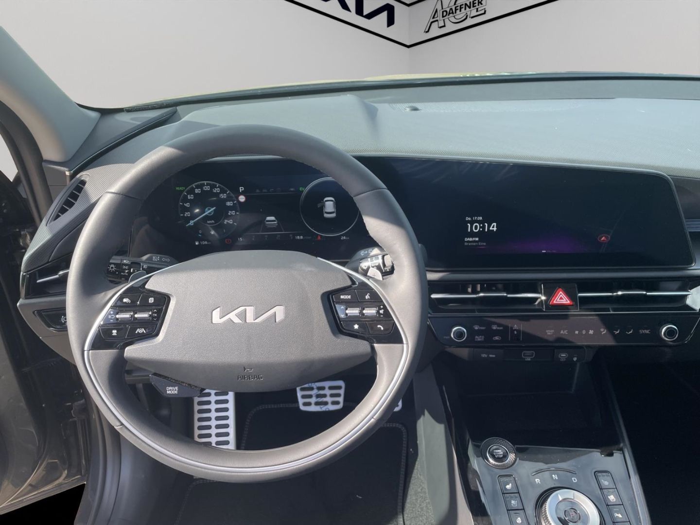 Fahrzeugabbildung Kia Niro Hybrid Spirit Sitzkühlung SpurhalteASS DAB