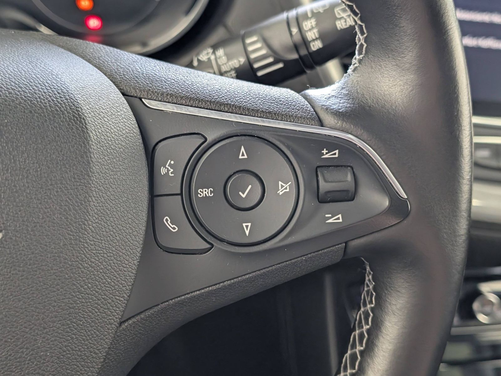 OPEL Grandland X  1.2 Turbo Ultimate Navi SHZ LED – Bild 40
