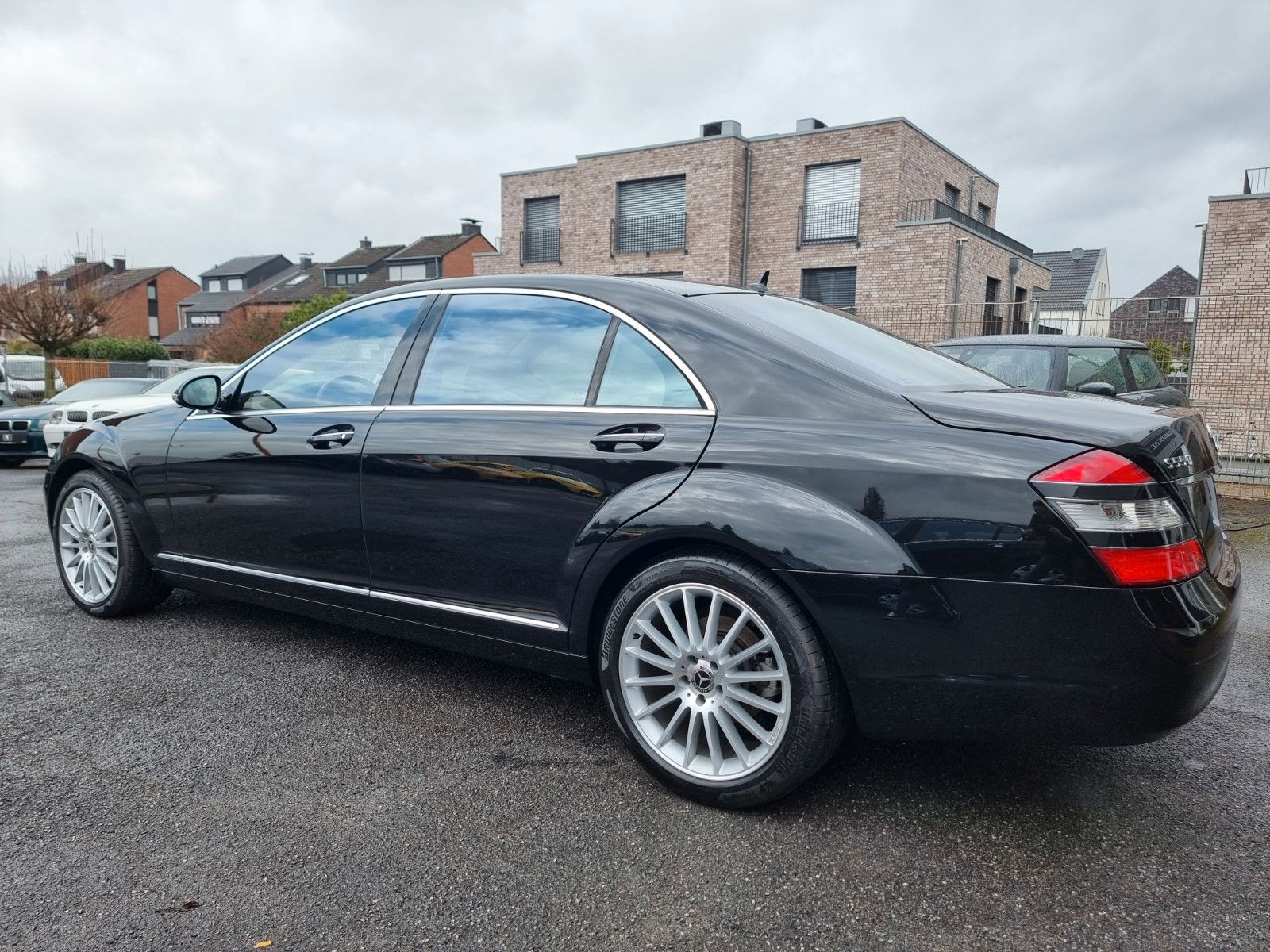 Fahrzeugabbildung Mercedes-Benz S 500 L/Originale 22.700 km/Erstlack