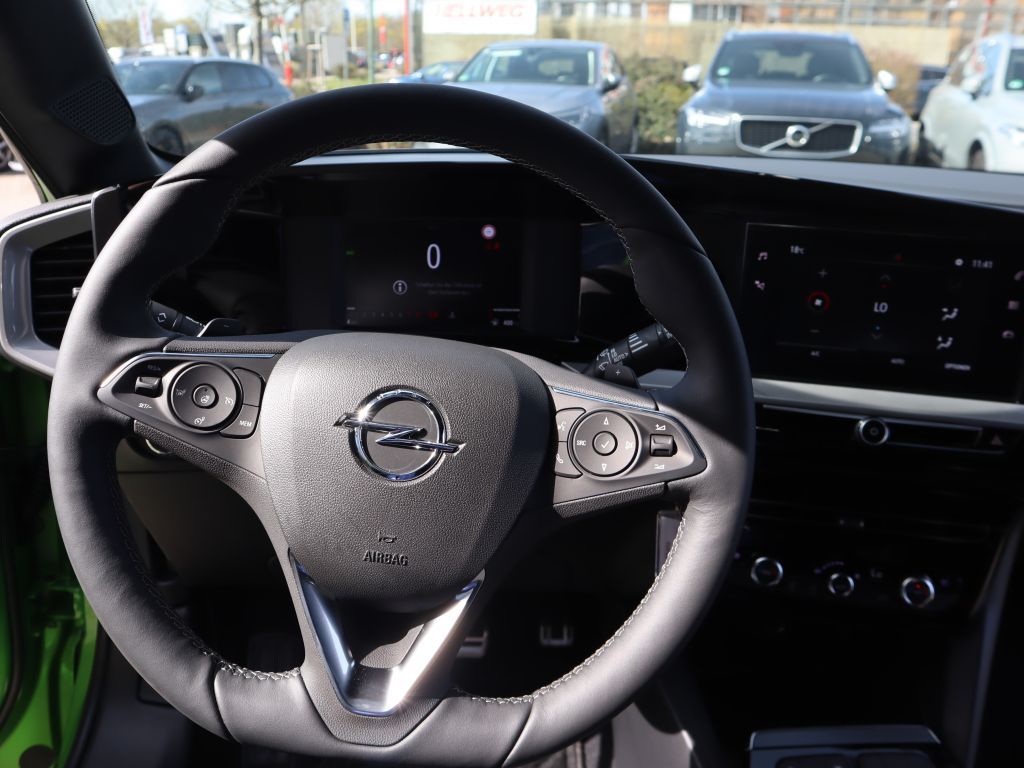 Fahrzeugabbildung Opel Mokka GS 1.2 Turbo Aut.+Kamera+Allwetter+Lenkrad