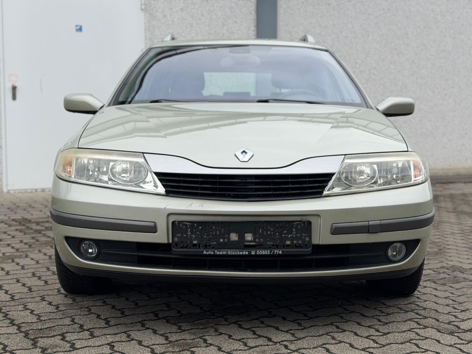 Renault Laguna 2004 — rear view