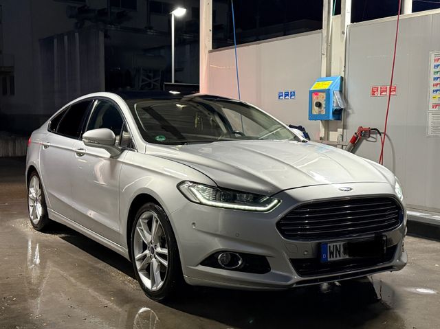 Ford Mondeo 2,0 TDCi 132kW Titanium Panorama 19 LED