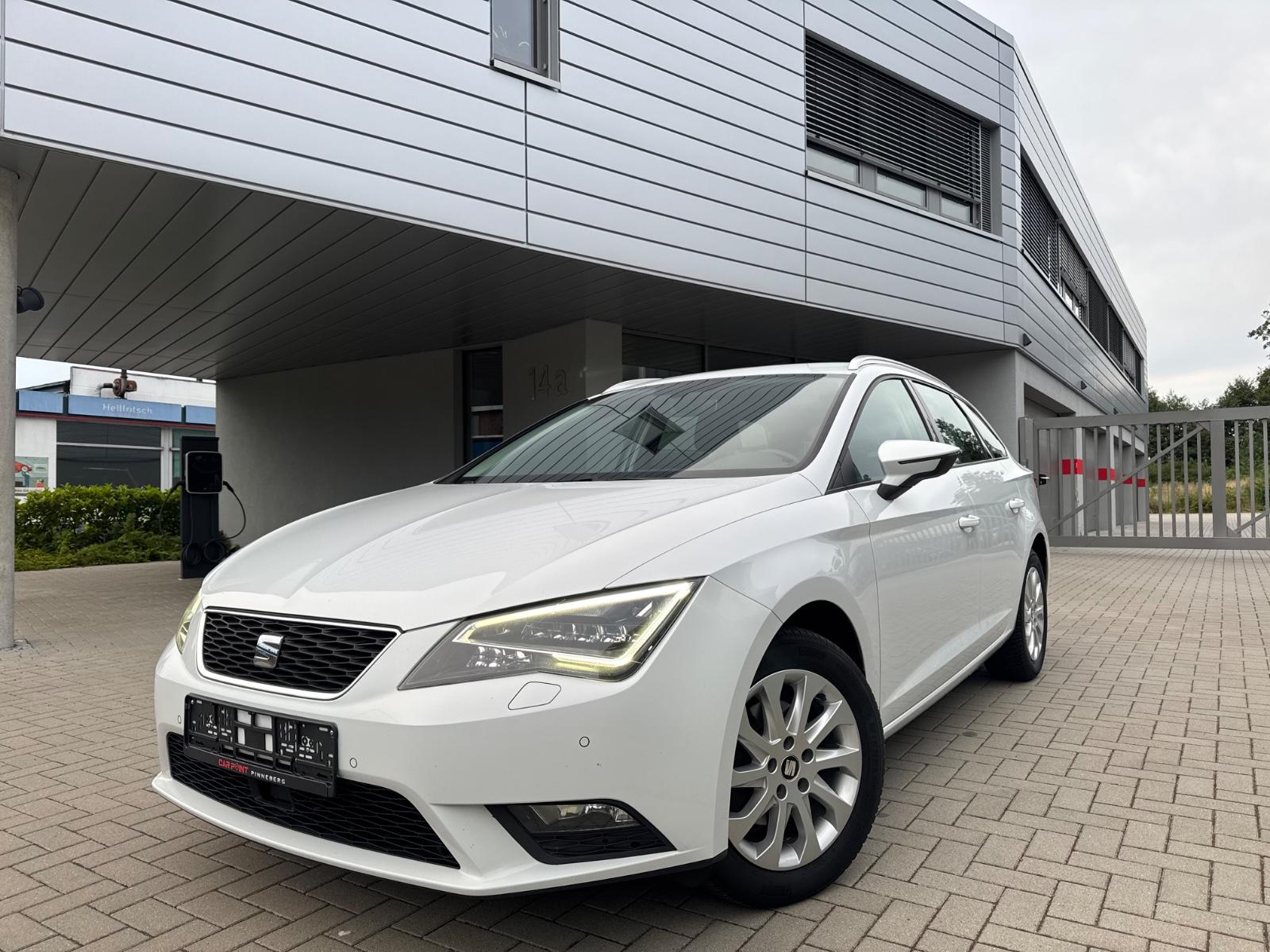 Seat Leon ST Style AUTOMATIK LEDER LED NAVI SITZHEIZ.