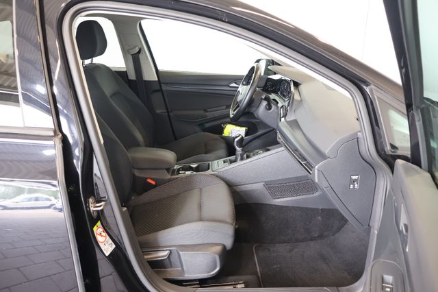 Volkswagen Golf VIII 2.0 TDI United AID+ACC+LED+CARPLAY