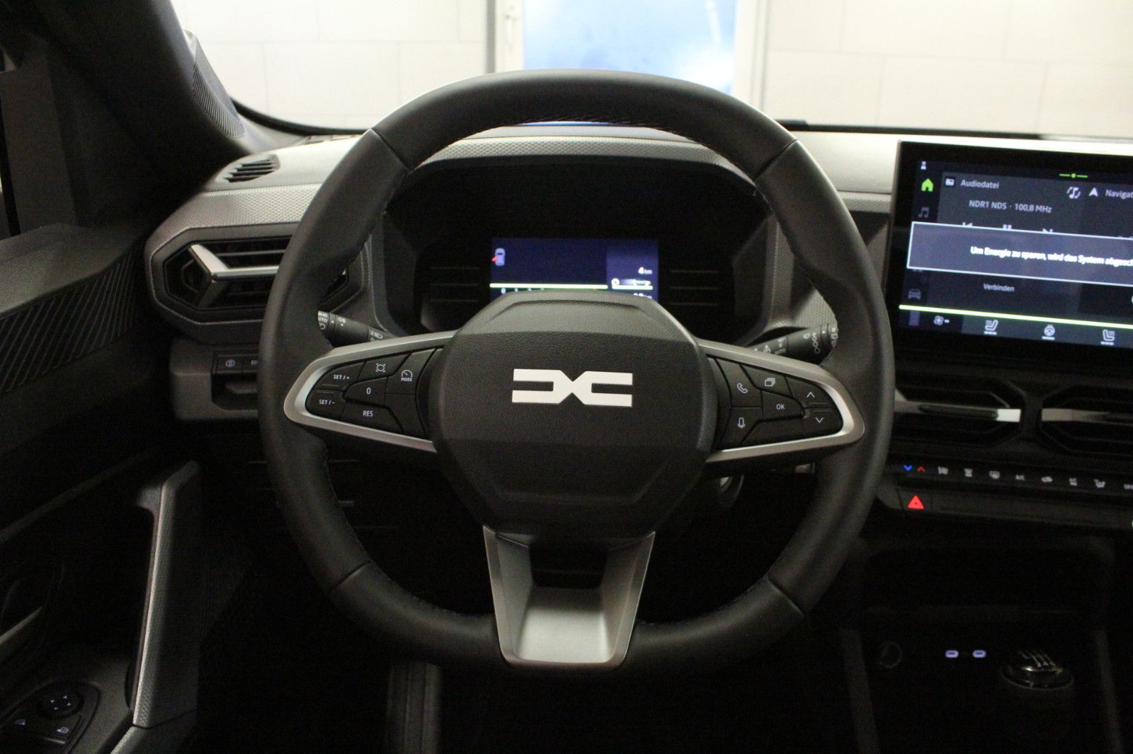 Fahrzeugabbildung Dacia Duster mild hybrid 140 Expression*Winterp.*MY 26