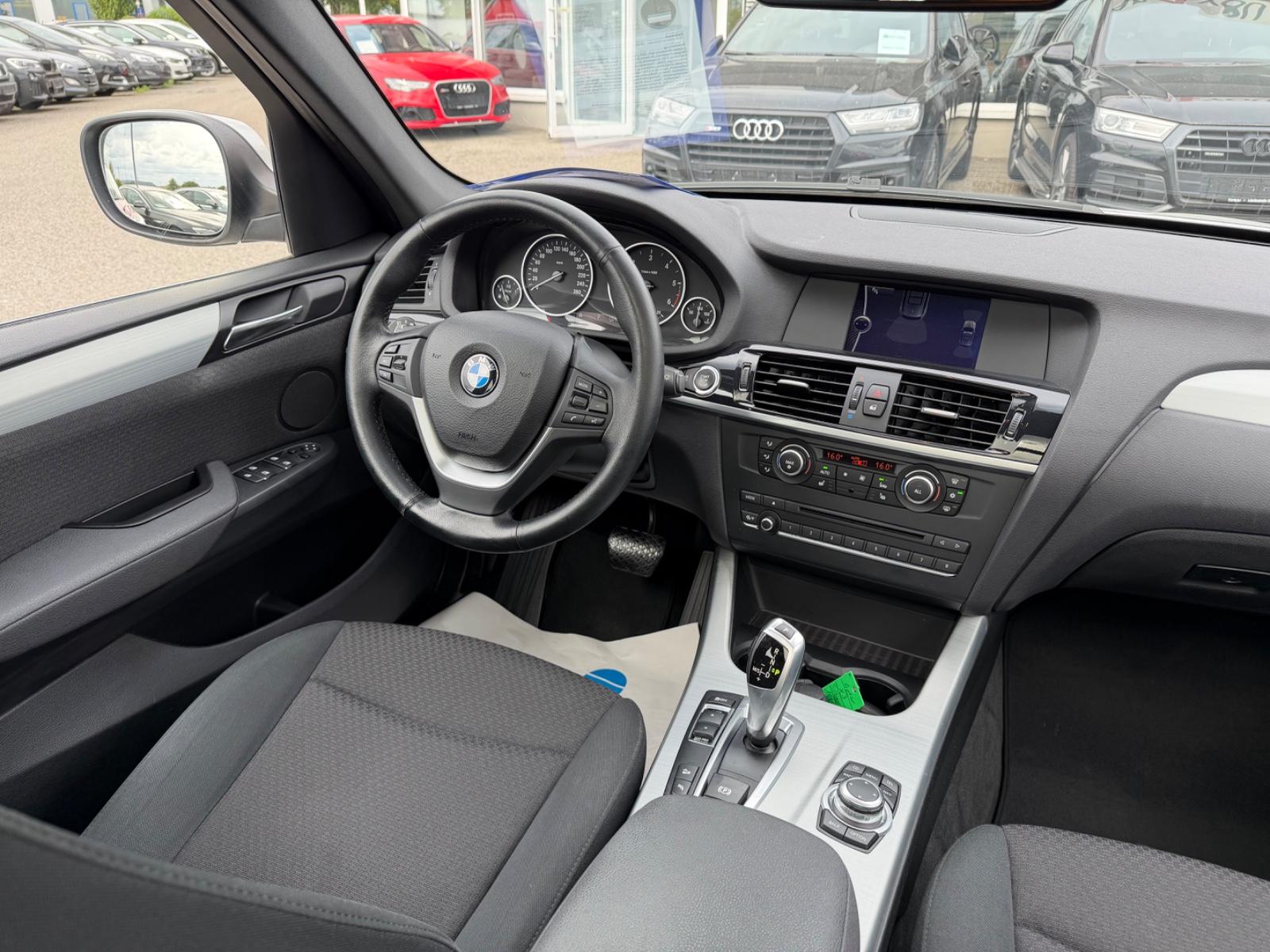 BMW X3 xDrive 20 d Auto.LED BI-Xenon Navi 1.Hand Pan