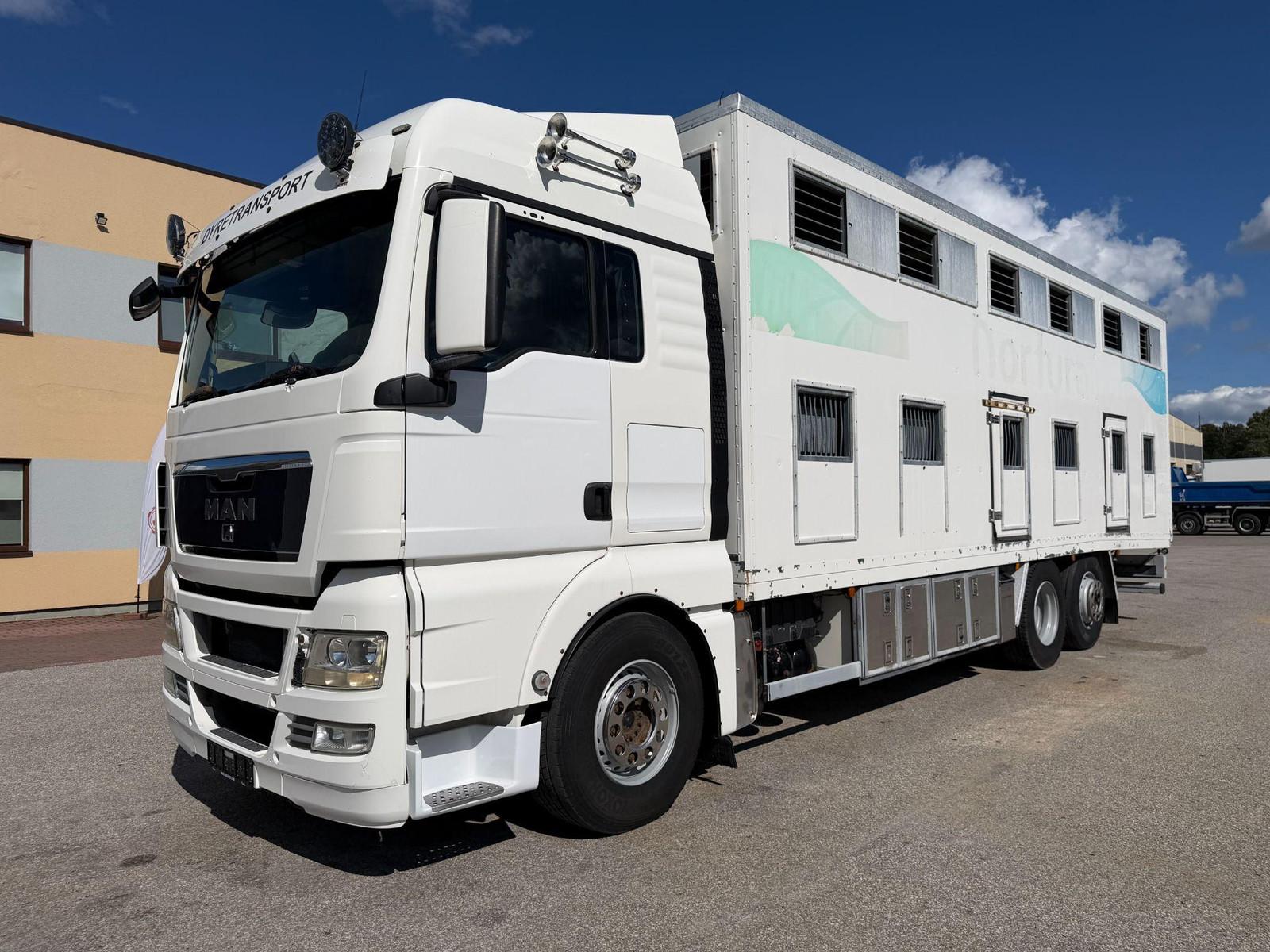 MAN TGX 26.480 6X2*4 EURO4 + RETARDER + DOUBLE FLOOR