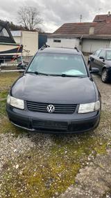 Volkswagen VW Passat Kombi 1.6 Bj. 2000 - Volkswagen Passat aus 2000: Kombi