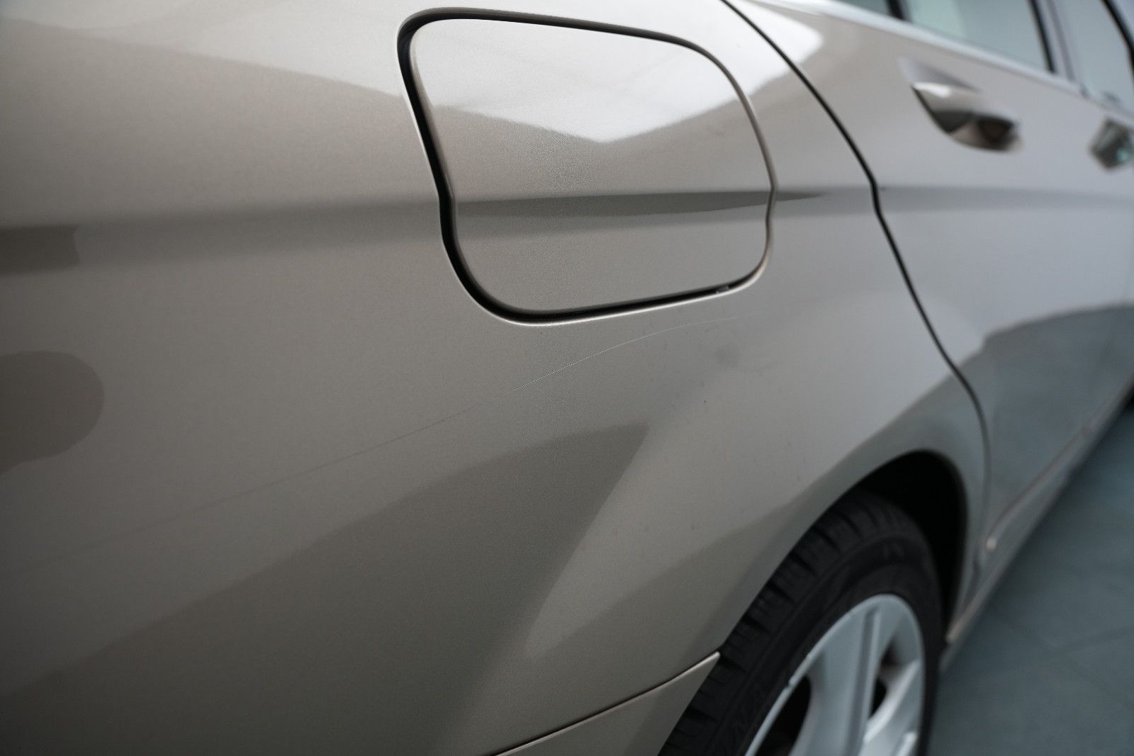 Fahrzeugabbildung Mercedes-Benz C 200 CDI BlueEfficiency/Limousine/TÜV/Xenon