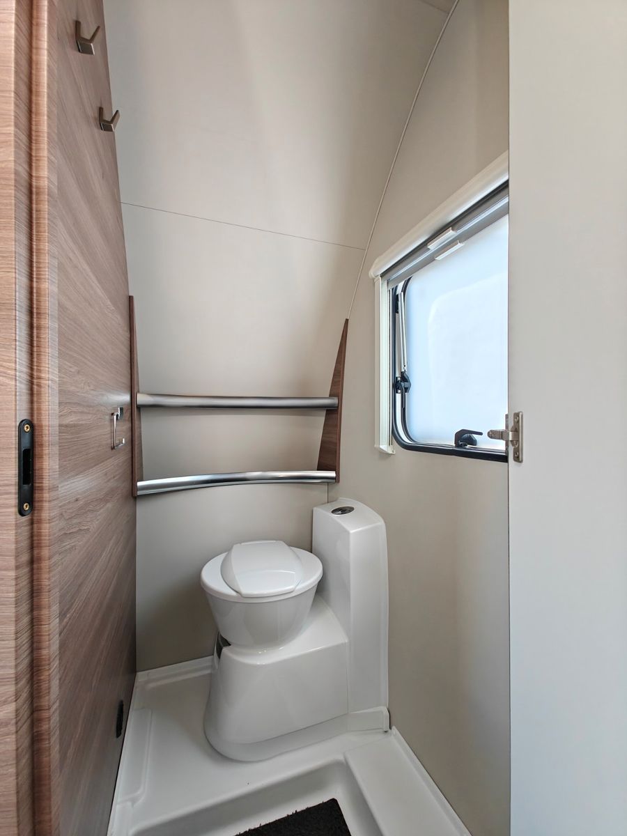 Fahrzeugabbildung Knaus Sport 540 FDK Silver Selection - Mover teilautom